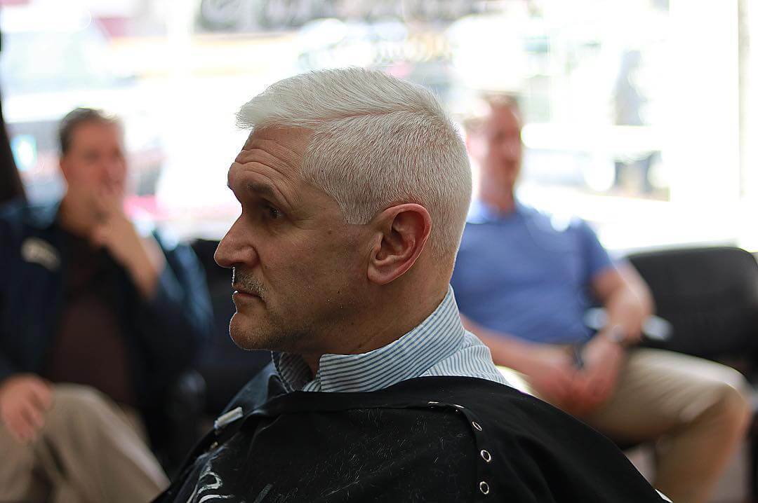 Get the Perfect Men's Haircut at Our Premium Barber Shop